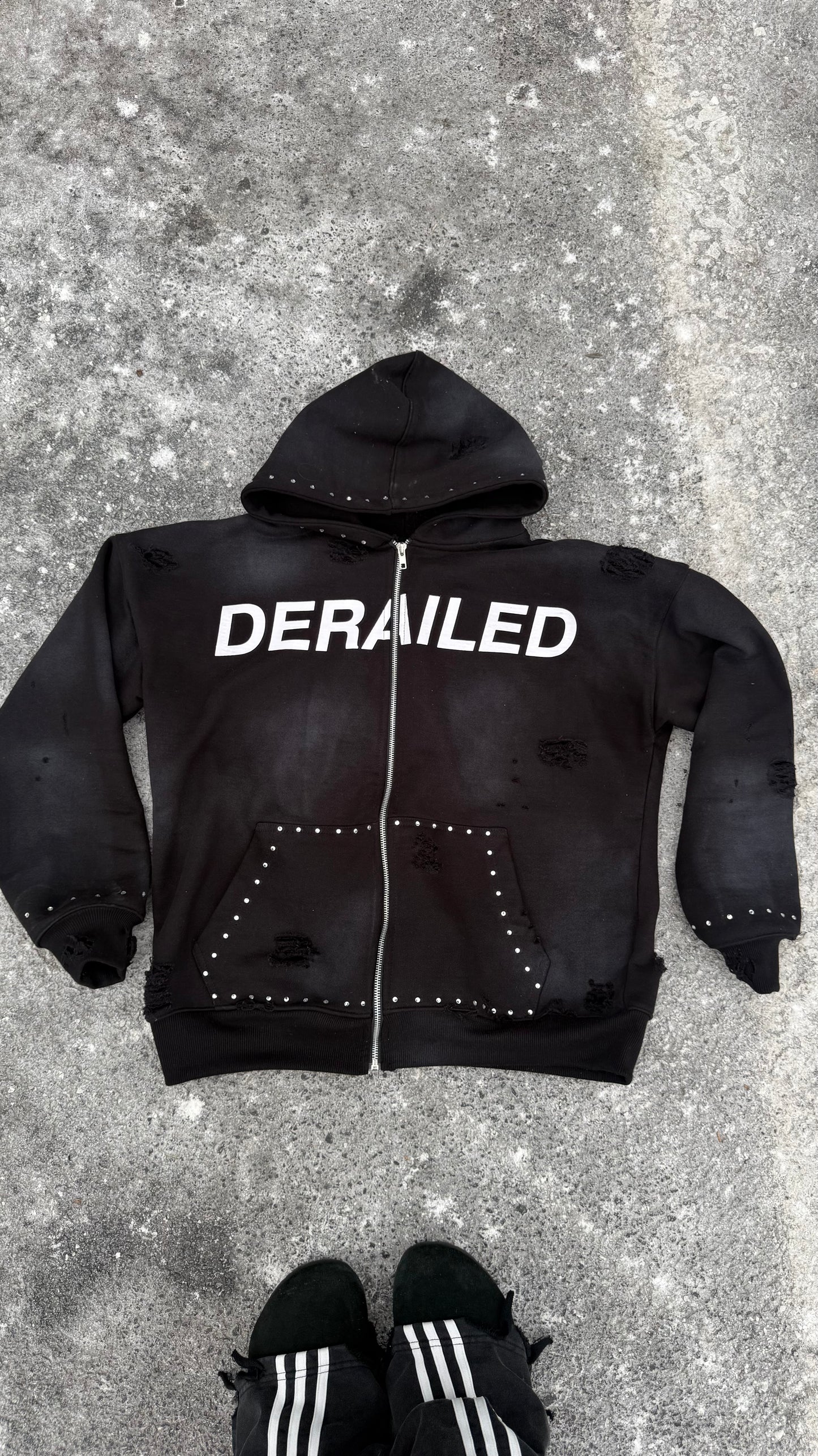 Derailed Distressed Zip-up